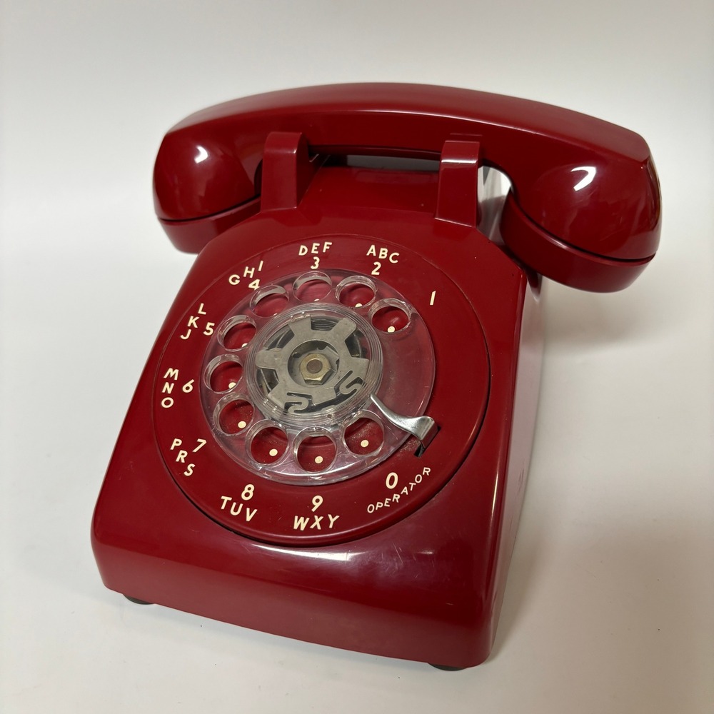 VTG Western Electric Bell System Red Rotary Dial Desk Phone Landline 4/1984